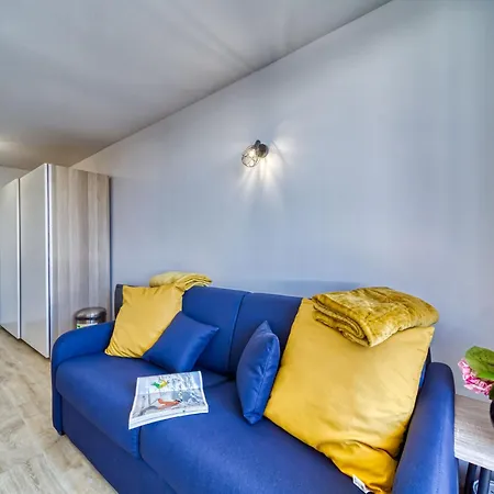 Altineige-6 By Interhome * Val Thorens