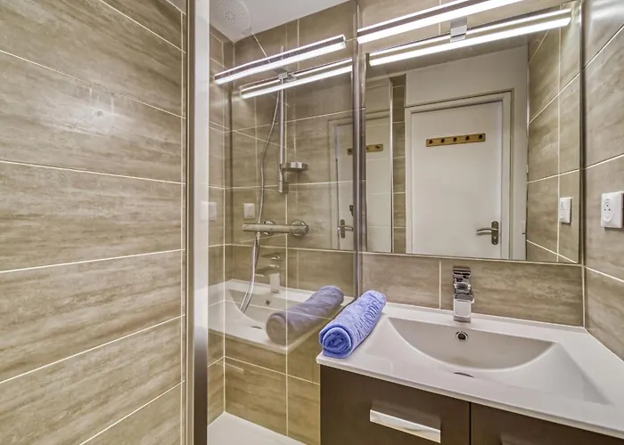 Altineige-6 By Interhome *