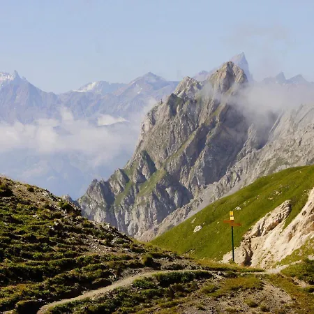 Altineige-6 By Interhome Apartament Val Thorens