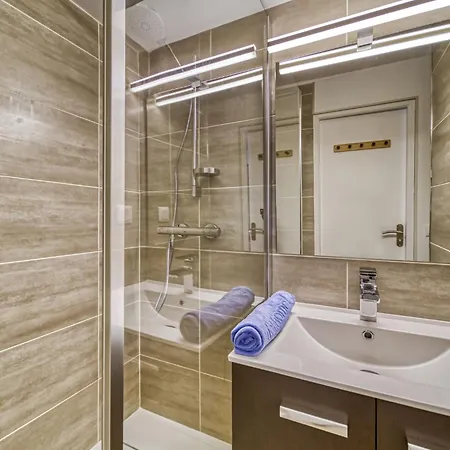 Altineige-6 By Interhome *